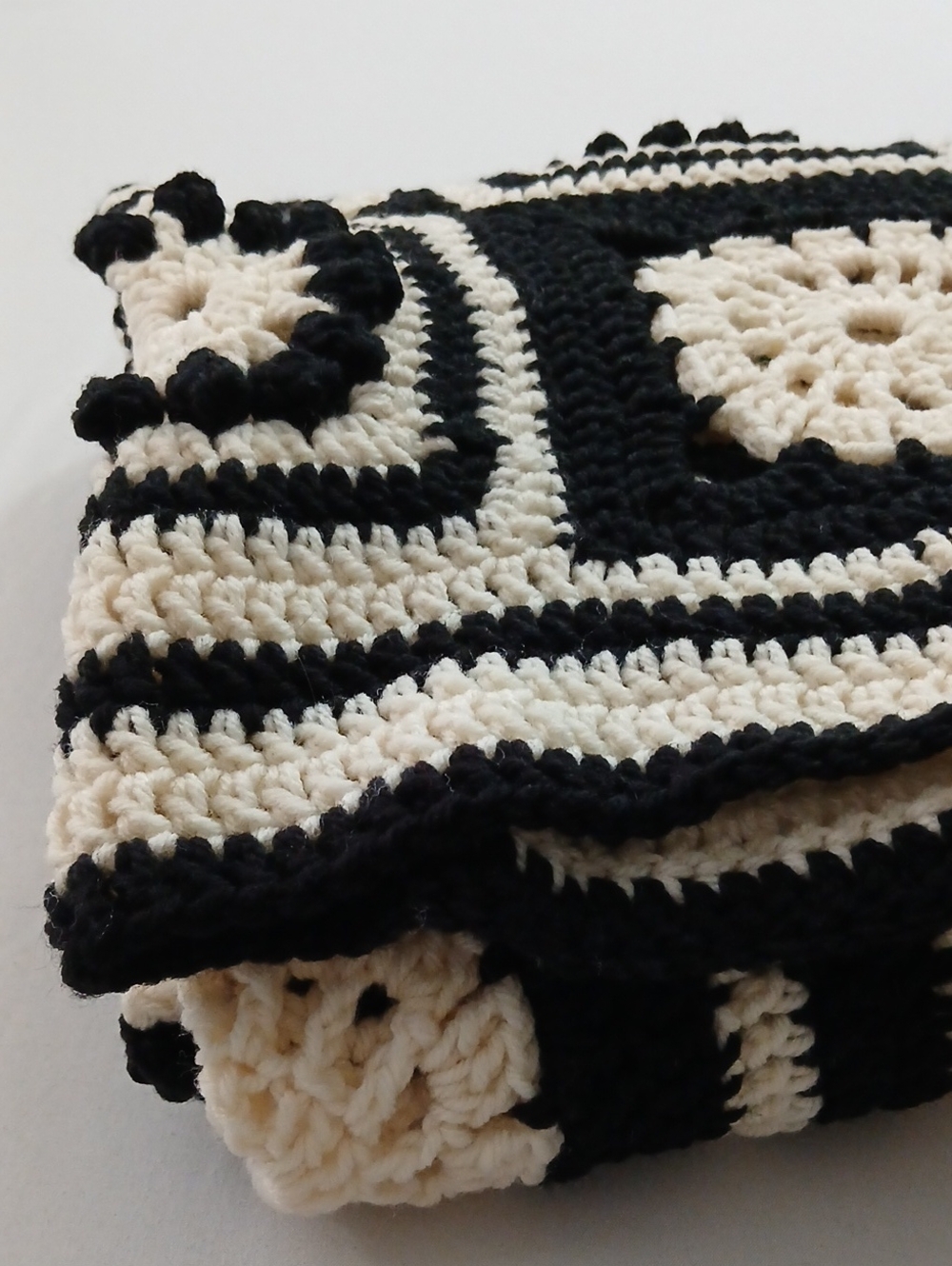 Handmade Crocheted Blanket - Picture 14 of 15